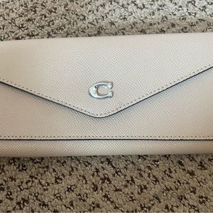 Coach Wyn Soft Wallet in Taupe